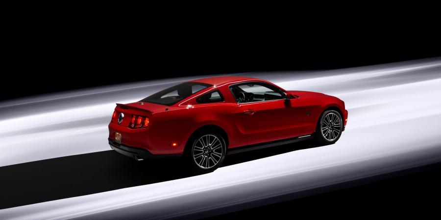  Ford Mustang GT 2010 года  (фото 161 из 213)